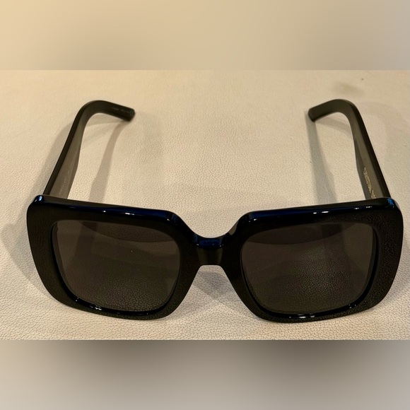 New Women’s CHRISTIAN DIOR Sunglasses - Picture 6 of 13